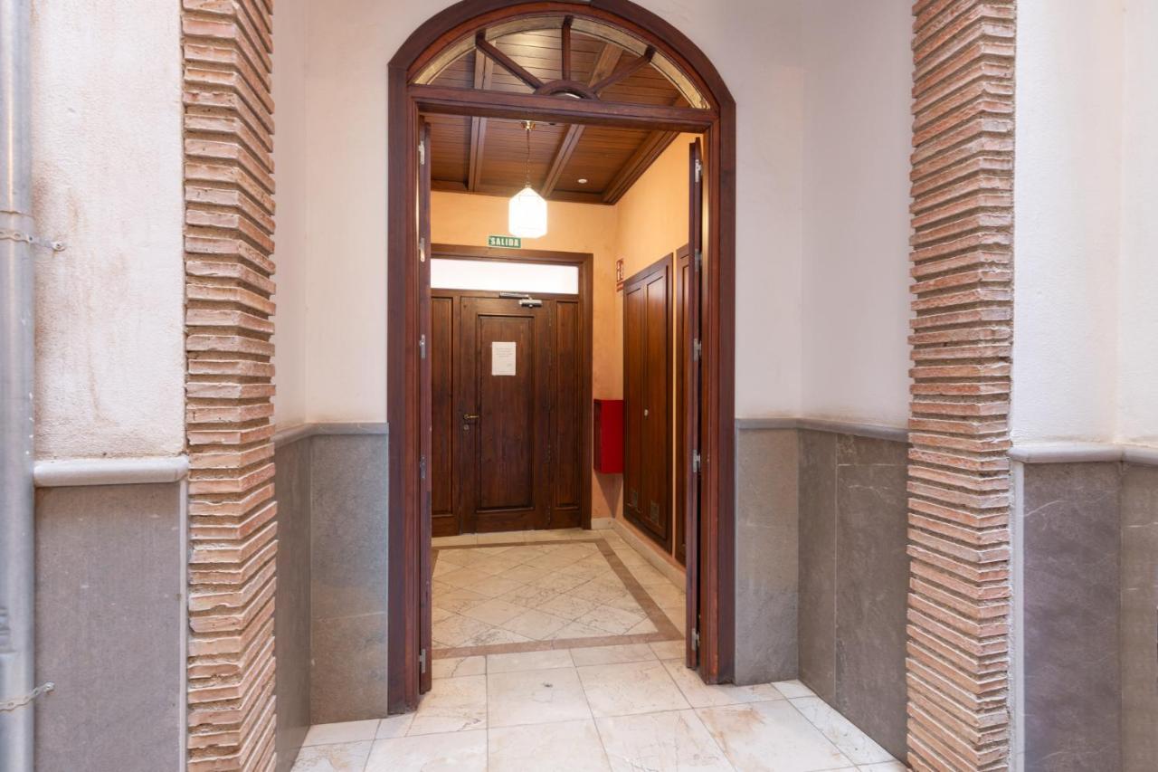 Apartamentos Nuria 19 Granada Bagian luar foto