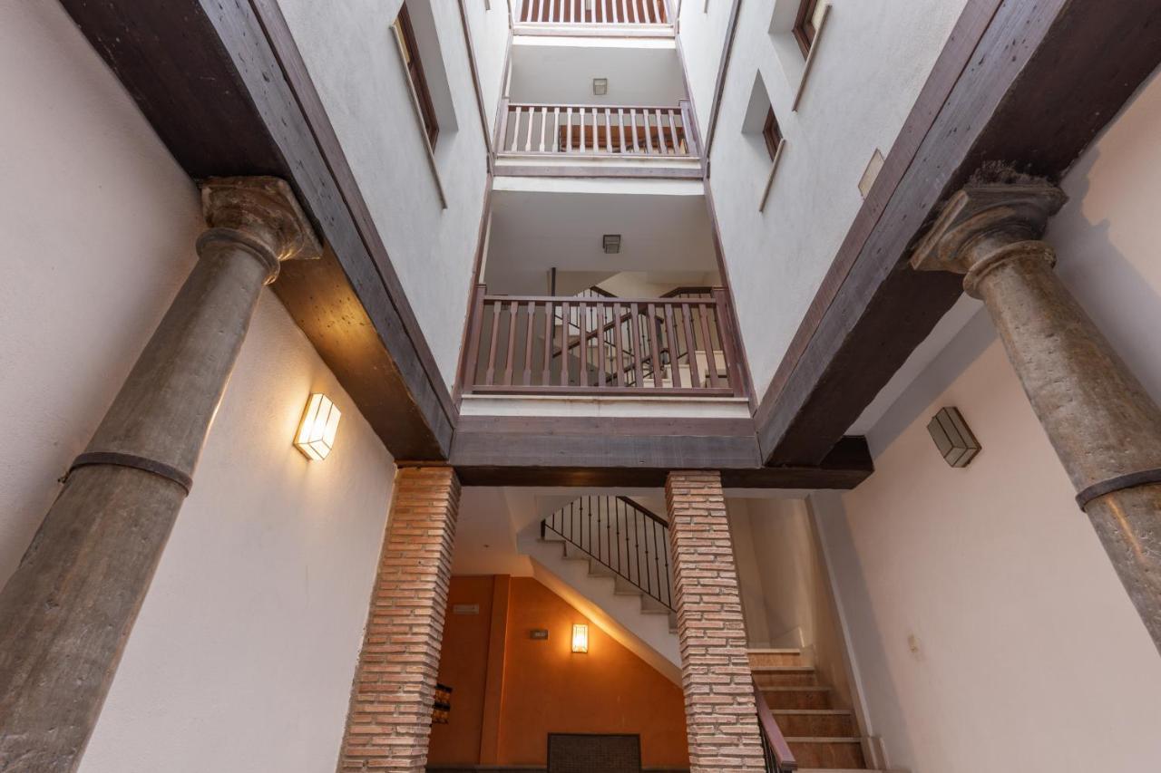 Apartamentos Nuria 19 Granada Bagian luar foto